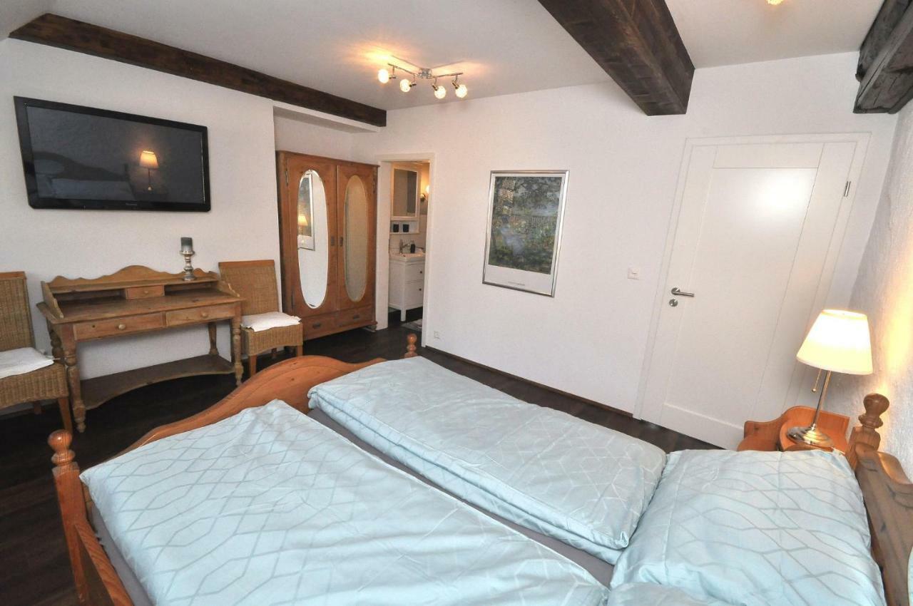 B&B Zum Roessli Zunzgen Exterior foto